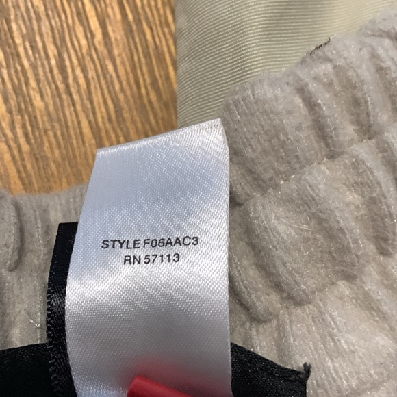 EMS-Eastern Mountain Sports System Three snowpants - Large Long (32”) khaki/tan - Picture 11 of 11